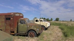 ОГРОМНОЕ КЛАДБИЩЕ МАШИН МИЛЛИОНЕРА | СВАЛКА АВТОМОБИЛЕЙ СССР
