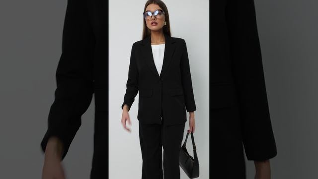 Костюм пиджак и брюки женский чёрный смотреть онлайн