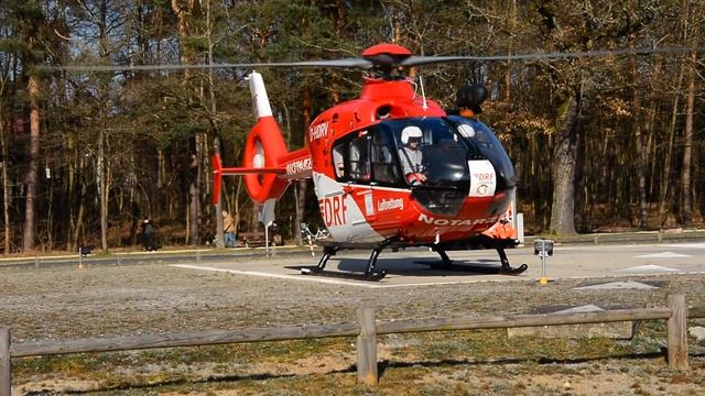 Start EC 135 Christoph 27 (D-HDRV)