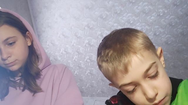 Рисуем Лунтика за: 30 сек. 3 мин. 5 мин. смотреть онлайн