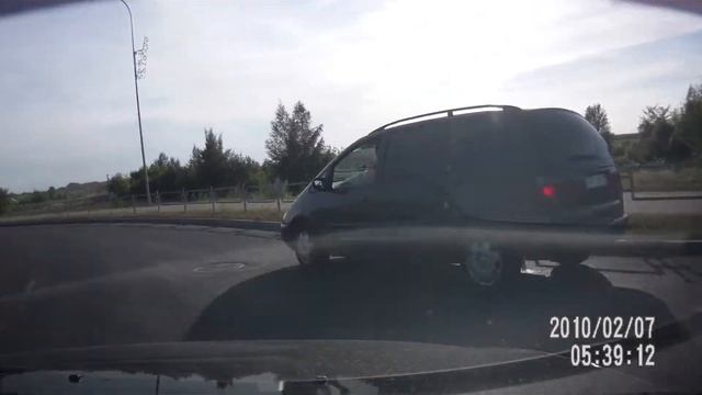 заезд на кольцо — самая частая ошибка не уступать дорогу смотреть онлайн