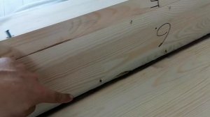 Монтаж ступеней и подступенников на бетон. Интересная лестница из сосны.