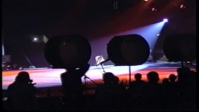 Алексей Немов на спортивном шоу "Золотая Лилия - 2003" г. Донецк смотреть онлайн