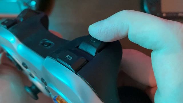 Logitech F710 - Непотопляемый смотреть онлайн