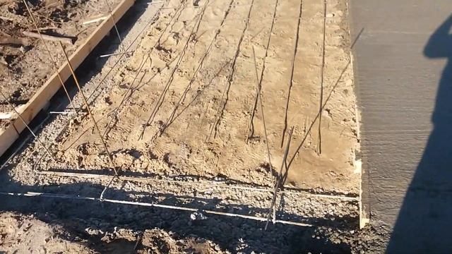 Плитный фундамент своими руками -2 - пошаговая инструкция - под А.З.С - бетонные работы смотреть онлайн