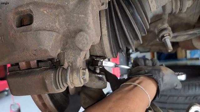 How To Replace Nissan X Trail Lower Control Arm QR25 T30 смотреть онлайн