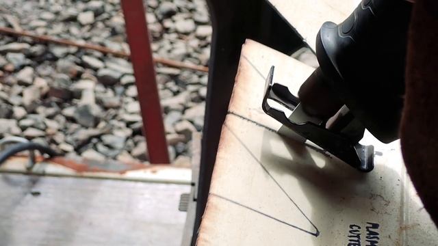 BEST CUTTING TOOLS for a SHIPPING CONTAINER BUILD - Pros/Cons & Cutting Demonstration смотреть онлайн