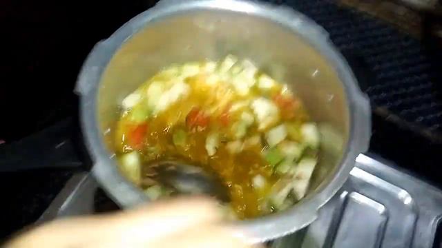Kulath dal ki recipe .Ess wniter main banayee odishaspecial kulath dal ki recipe.Immunity bosterda смотреть онлайн
