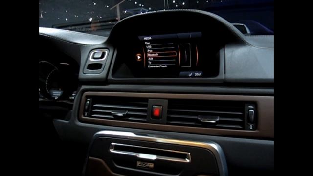 IHS Auto Reviews: Volvo Sensus Connected Touch Demonstration