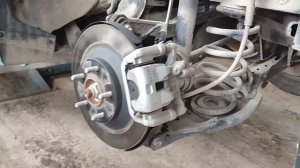 Замена тормозных колодок MAZDA CX5 2019 самому