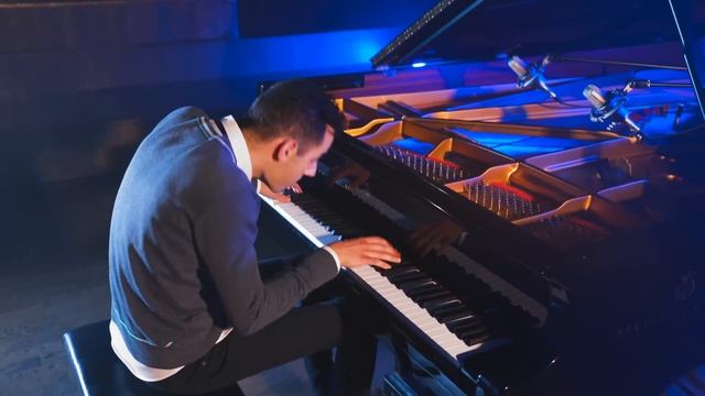 Harry Potter And The Impossible Piano Performance