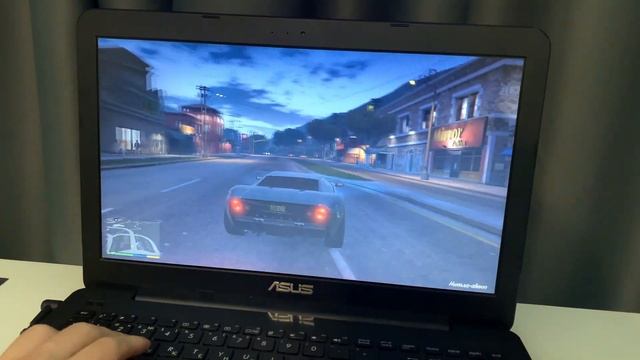GTA 5 - i5-5200u, NVIDIA GeForce 920mx 1gb, SSD 480gb, ОЗУ 12gb, Asus X554L смотреть онлайн