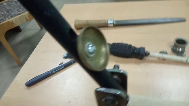 #КАК_РАСКОЛОТЬ_ГРЕЦКИЕ_ОРЕХИ_ОРЕХОКОЛ_ПРОСТЕЙШИЙ_СВОИМИ_РУКАМИ смотреть онлайн