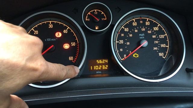 Vauxhall Zafira B / Astra H - Read Fault Codes Without Reader смотреть онлайн