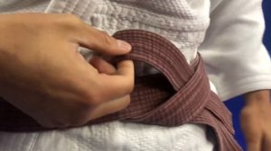 КАК ЗАВЯЗАТЬ ПОЯС ДЗЮДО по Олимпийски