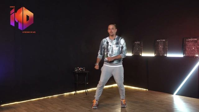 Трендовое движение из ТИК ТОК 2021 | ПОДБОРКА ТАНЦЕВ TIK TOK 2021 смотреть онлайн