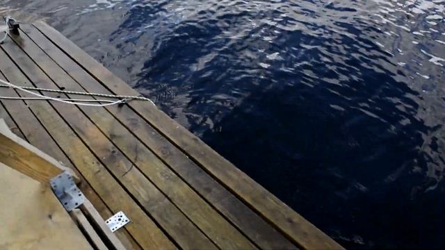 Делаем причал для плота, красим новые бочки, утки смотреть онлайн