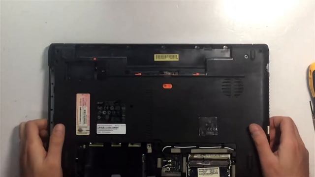 Разборка и техобслуживание ноутбука Acer Aspire 5750ZG смотреть онлайн