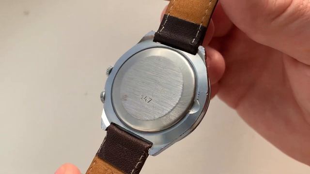 Видеообзор на юбилейные часы Ракета на 24 часа выпущенные к 150 летию железных дорог России в 1987 смотреть онлайн