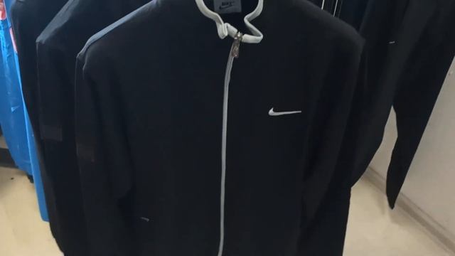 Спортивный костюм Nike с замком смотреть онлайн
