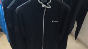 Спортивный костюм Nike с замком