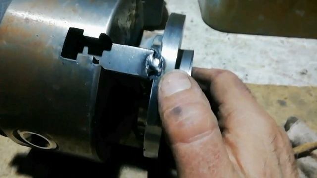 Токарный патрон по дереву. Хищник ? Своими руками. Экономим деньги. смотреть онлайн