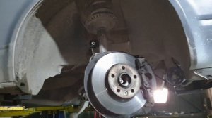 Volkswagen Transporter T5  Замена подушек - сайлентблоков подрамника