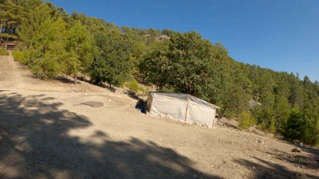 Hiking in the mountains of Antalya, Turkey ?? - Olympos to Adrasan смотреть онлайн