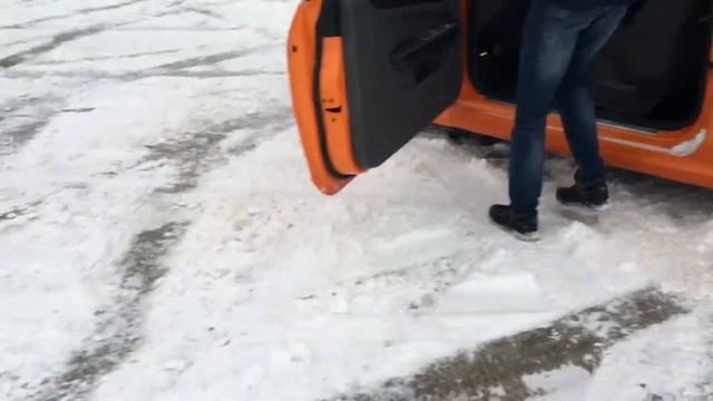 ДРИФТ НА ПЕРЕДНЕМ ПРИВОДЕ смотреть онлайн