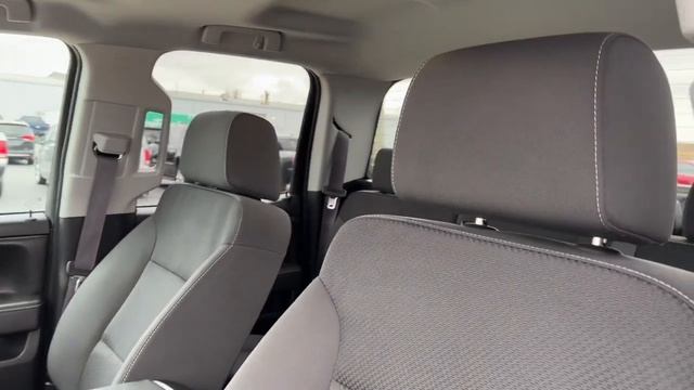 2017 Chevrolet Silverado_1500 Quad Cities, Peoria, Burlington, Iowa, Moline, Galesburg, IL 24144A смотреть онлайн