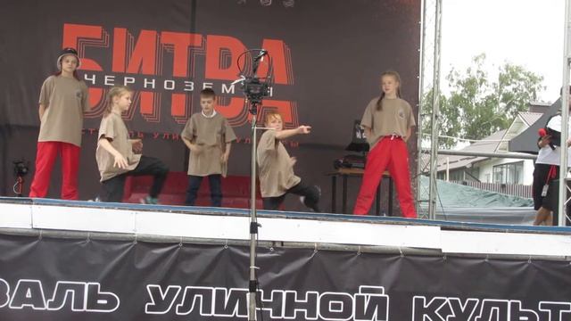 Фестиваль уличной культуры "Битва Черноземья" Break Dance Шоу Фатеж смотреть онлайн