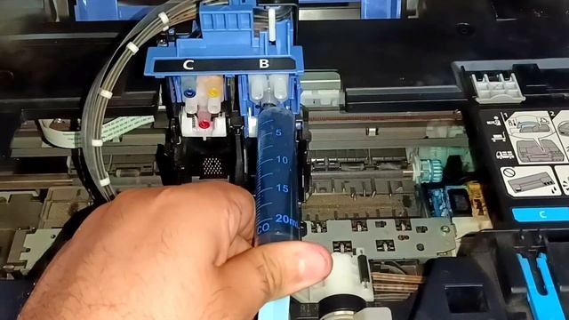 أسهل خطوات لتنظيف خزانات الحبر في طابعات Canon смотреть онлайн