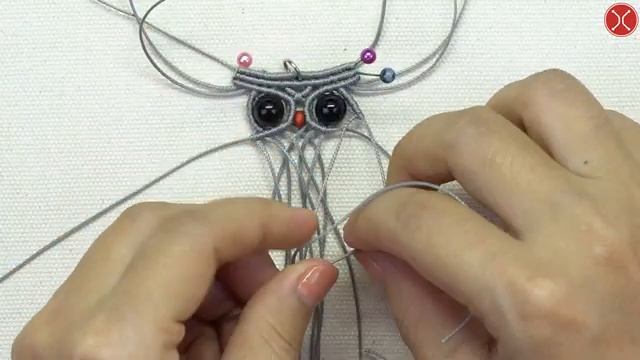 Macrame Owl keychain | Multicolored Macramé Owl - Necklace Tutorial смотреть онлайн
