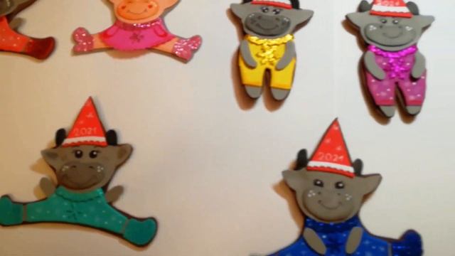 Новогодние игрушки из фоамирана своими руками?DIY 2021.Год Быка.#BerryKids смотреть онлайн