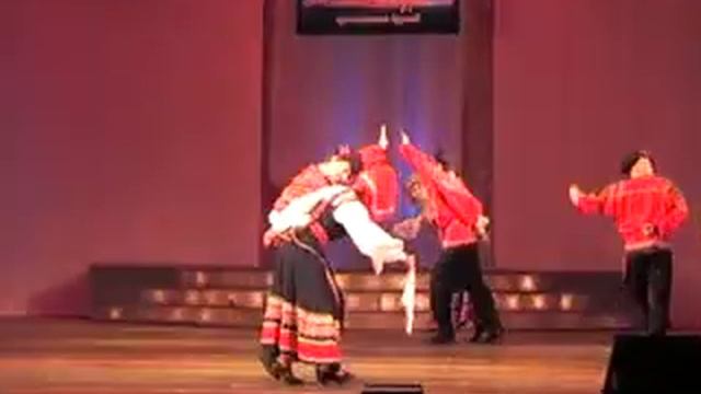 Народный ансамбль танца "Боярышня"-Карачанка смотреть онлайн