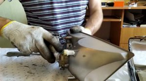 Как улучшить свет фар AUDI A6 C5 своими руками. Чистим линзу и отражатели. Headlight restoration.