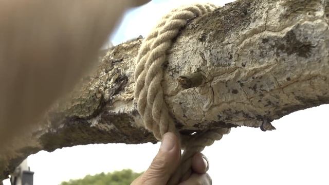 How to: Hang a ROPE SWING - video смотреть онлайн