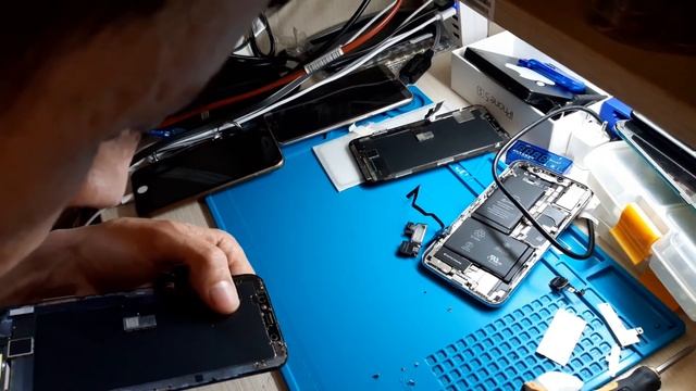 IPHONE X замена дисплей разбор смотреть онлайн
