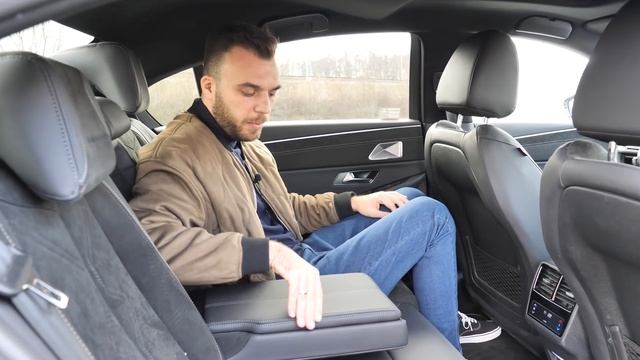 Lexus ES vs DS 9. Od samochodów popularnych do premium. Kto zrobił to lepiej? смотреть онлайн