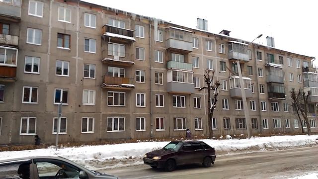 Глыба размером в этаж смотреть онлайн