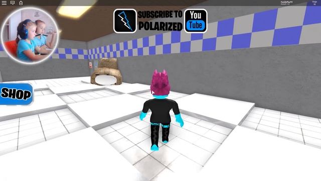 ПОБЕГ от БЕЗУМНОГО ПОВАРА из пиццерии в Roblox смотреть онлайн