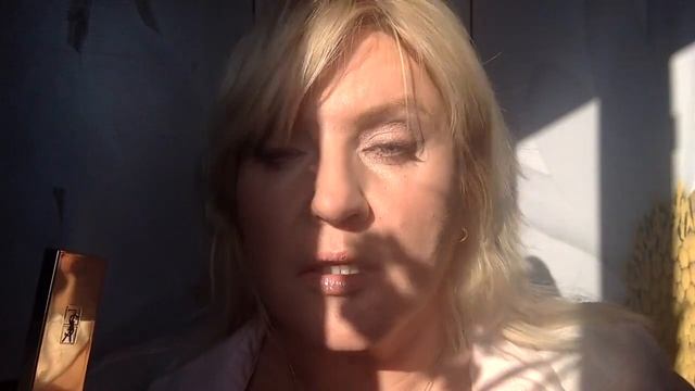 YSL Couture Mоно тени для век №1 смотреть онлайн