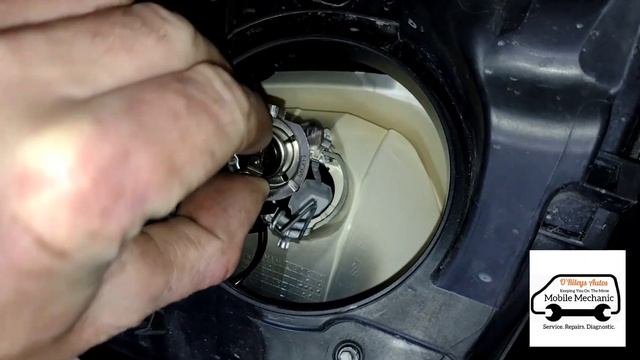 Osram LED Vs Standard Halogen On Reflector Lens Vehicle H7 Headlight Bulb Comparison ( Xenon HID ) смотреть онлайн
