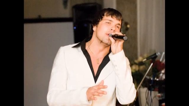 "Зажгите свечи, Господа!" Музыка и стихи Аллы Зохиной. Исполняет Алла Зохина смотреть онлайн