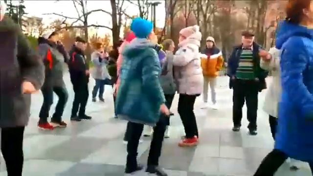 16 11 2022 ХАРЬКОВ КОГДА УБЕГАЛА ОТ ТЕБЯ БЕЗ ОГЛЯДКИ смотреть онлайн