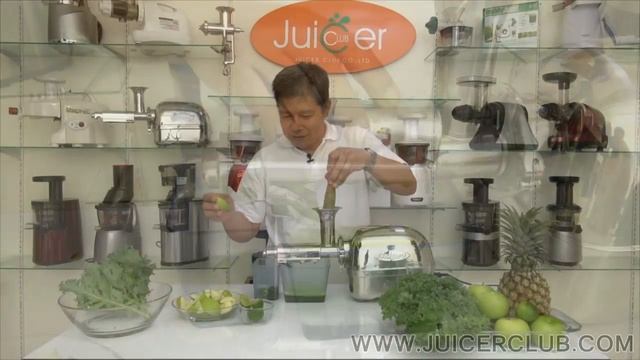 น้ำผักเคล Kale หรือ คะน้าตะวันตก สกัดเย็นจากเครื่องแยกกากผักผลไม้ Angel Juicer смотреть онлайн