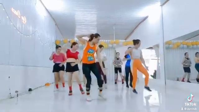 Con tango Bachata Zumba PYN club смотреть онлайн