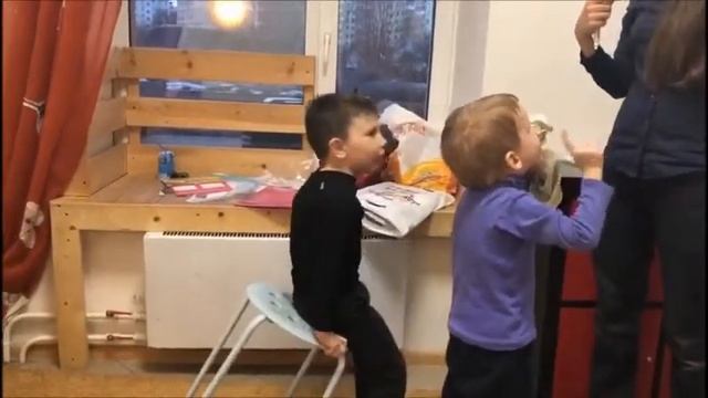 Урок английского языка для детей 4-5 лет; играем по сказке The Gruffalo смотреть онлайн