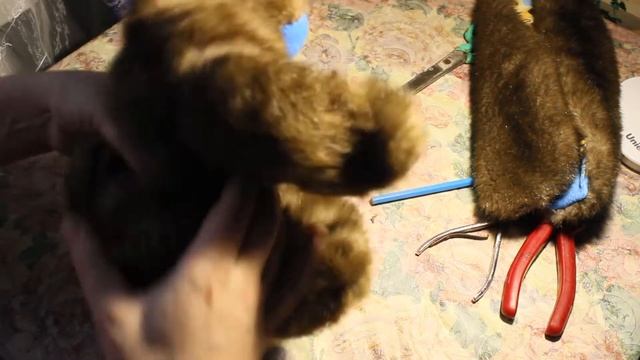 КАК СДЕЛАТЬ ПОДВИЖНЫМИ РУКИ И НОГИ ИГРУШКИ СОЕДИНЕНИЕ ШПЛИНТАМИ ШАРНИРНОЕ СОЕДИНЕНИЕ РУК И НОГ