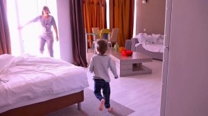 Опоздали на ПОЕЗД??? Что случилось с сумкой? Kids Ride on Train